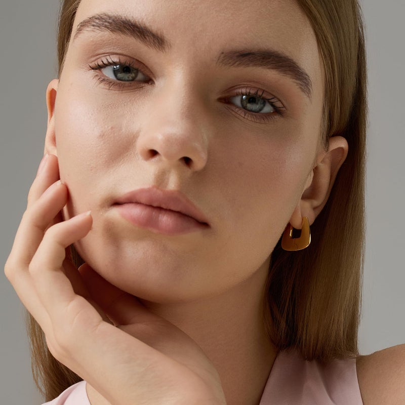 FRUMOS 18K Gold Plated Square Earrings for Women, Uâ€‘Shaped Huggie Hoop Earrings, Hypoallergenic 925 Sterling Silver Post with Secure Hinge Closure, Minimalist Geometric Gold Square Hoop Earrings - Image 3