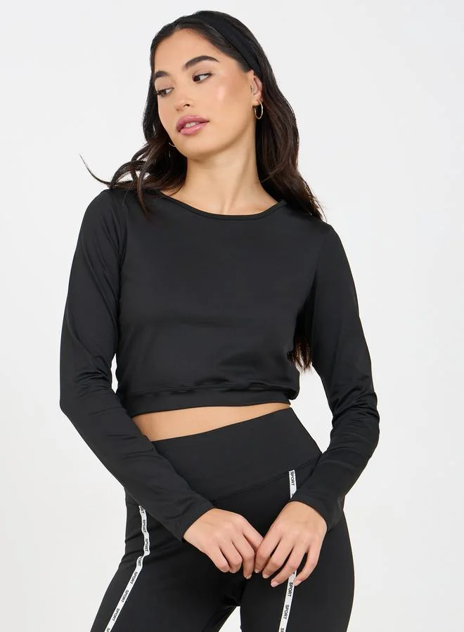 ستايلي Solid Crop Top with Thumbhole Detail with Side Striped Leggings Set