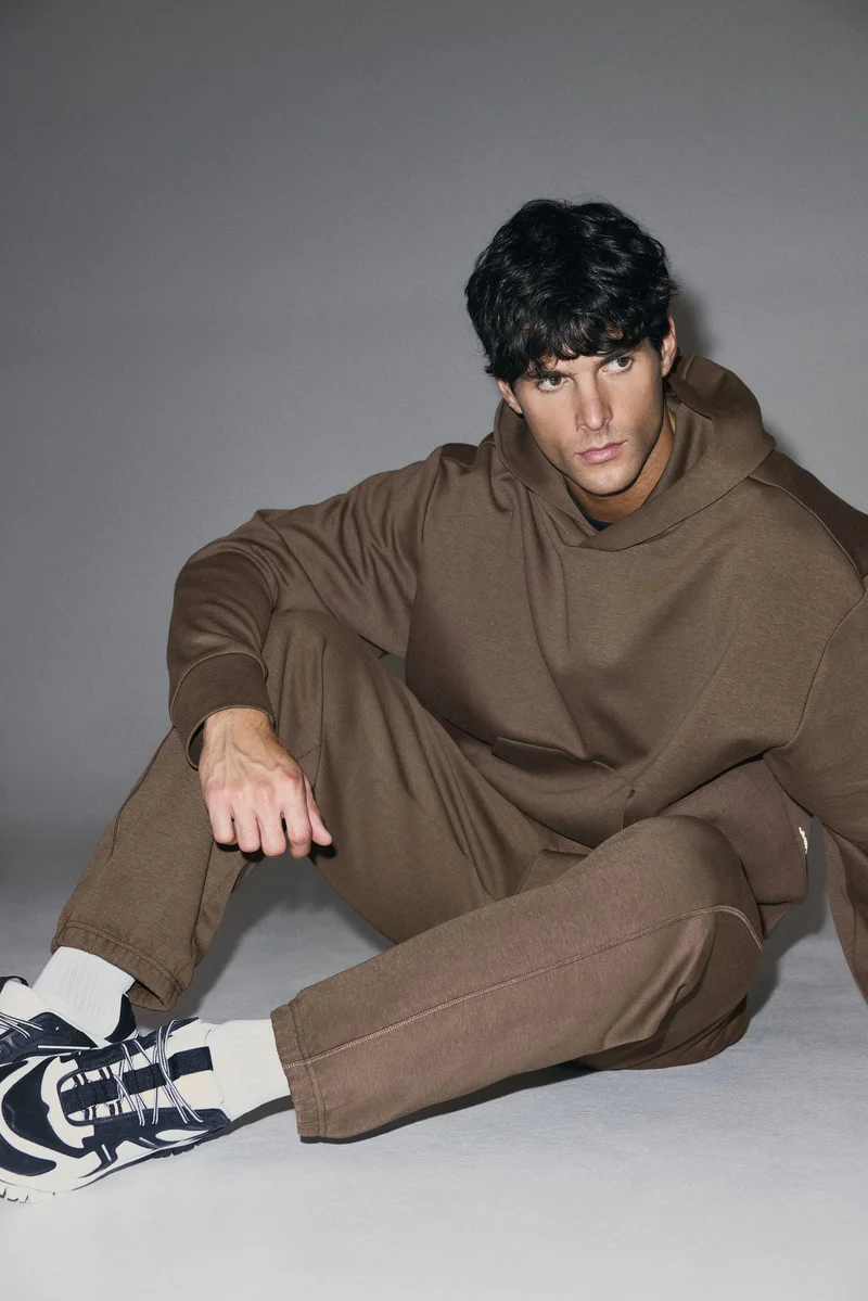 اتش اند ام بطلون رياضي بتصميم واسع