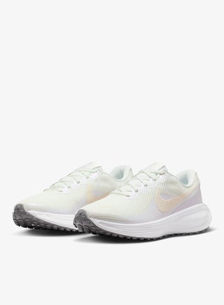 Nike Revolution 8 Trainers for Women - White - view 3