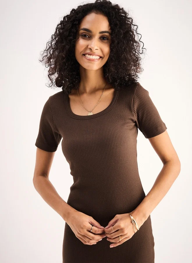 SASSAFRAS Bodycon Midi Dress for Women in Mocha Mousse
