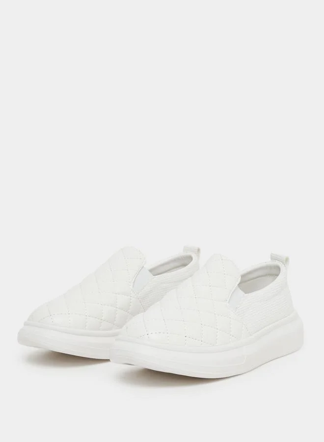 Styli Styli Quilted Slip On Sneakers