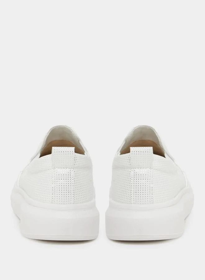 Styli Styli Quilted Slip On Sneakers