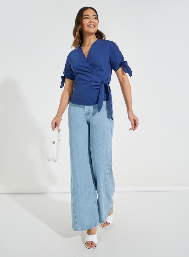 ستايلي بلوزة سادة بنمط لف واكمام بربطة فيونكة - Image 2