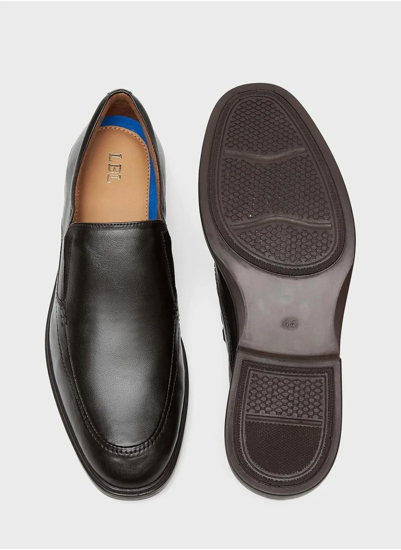 ال بي ال من شو اكسبرس Pointed Toe Slip Ons
