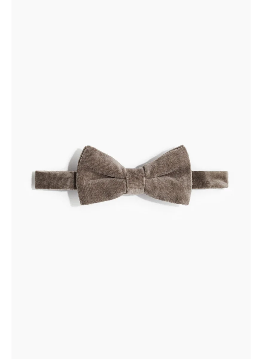 اتش اند ام Velvet Bow Tie
