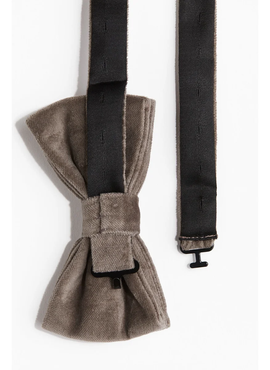 اتش اند ام Velvet Bow Tie