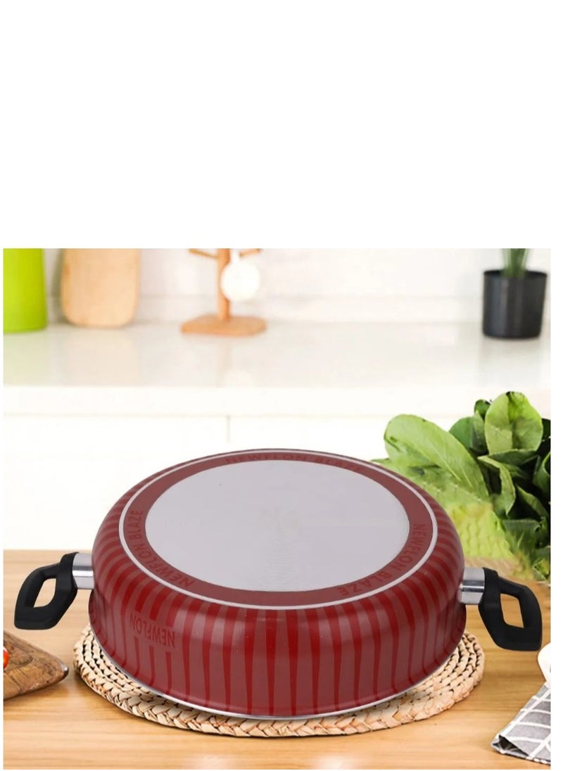 Newflon Non-stick aluminum flat pot with steel lid  - Image 5