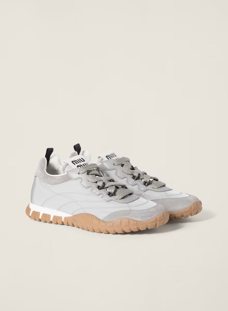 مياو مياو حذاء رياضي من القماش التقني والجلد المدبوغ - Image 1