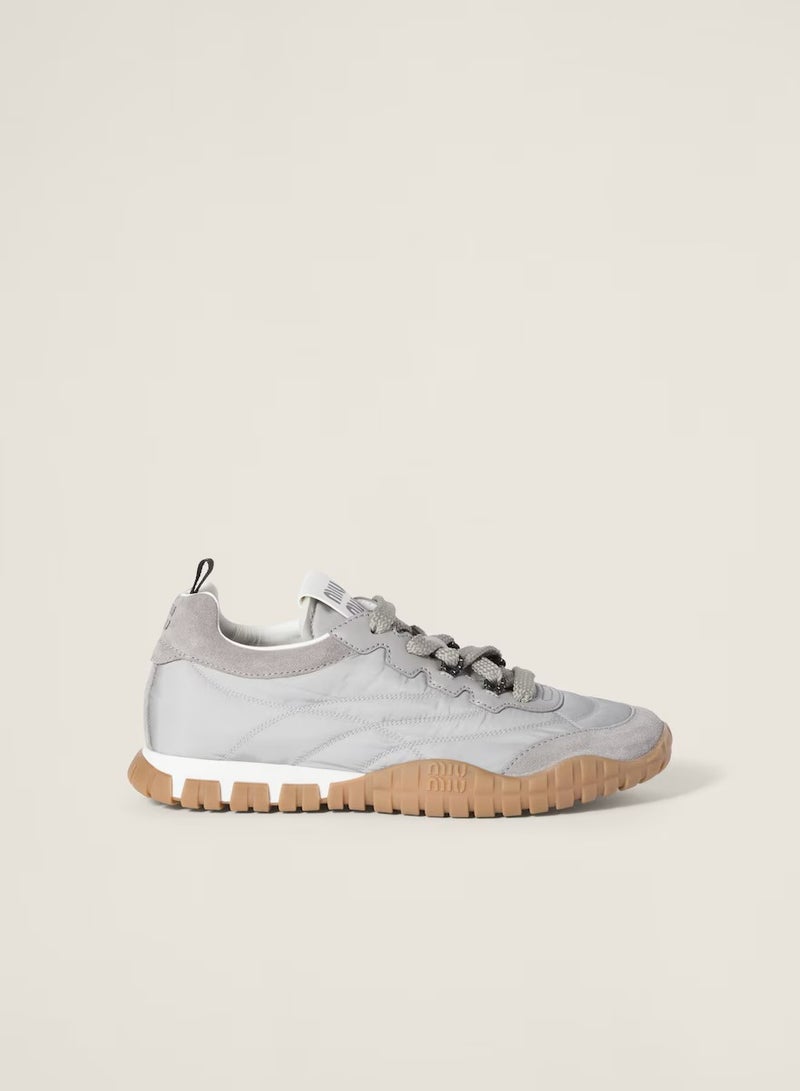 مياو مياو حذاء رياضي من القماش التقني والجلد المدبوغ - Image 2