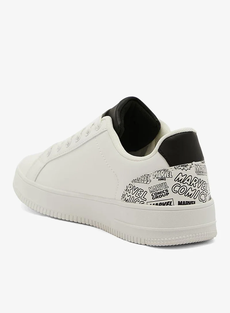 أوربانهاول حذاء رياضي مارفل