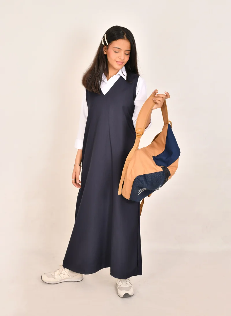 HAWRAA ABAYA Plain navy blue apron with a triangular cut - secondary