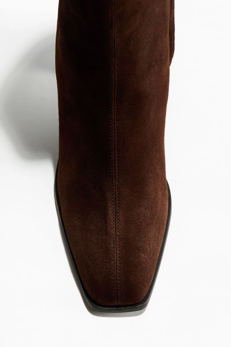 اتش اند ام بووت من الجلد بطول يصل للكاحل