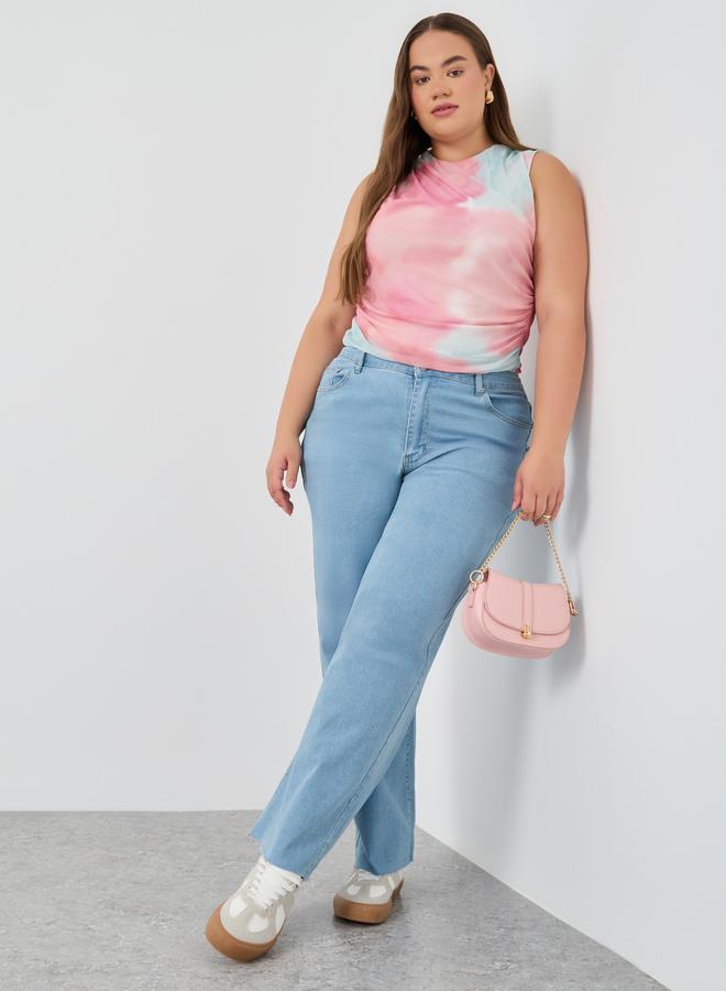 Styli Styli Plus Size High Rise Straight Fit Jeans  - Image 1