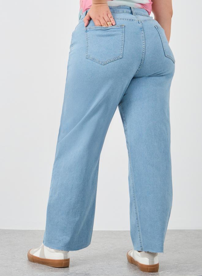 Styli Styli Plus Size High Rise Straight Fit Jeans  - Image 4