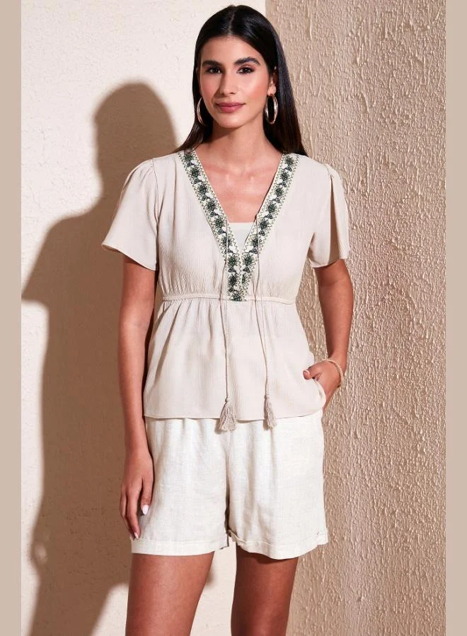 ليلا بلوزة قطنية ليلى مطرزة بشراريب بقصة عادية للنساء