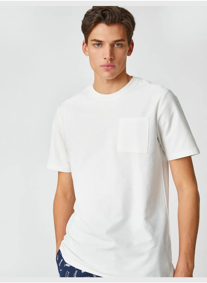 كوتون Basic T-Shirt Pocket Detailed Crew Neck Short Sleeve Cotton