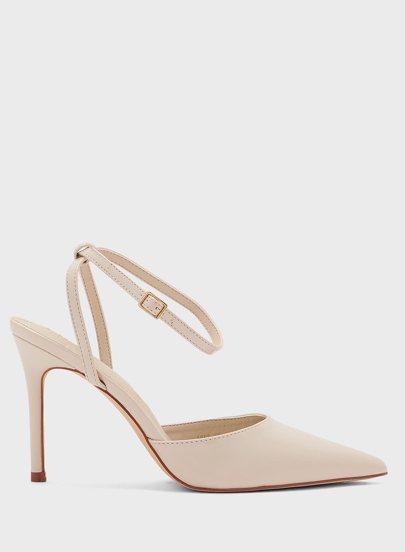 ايلا حذاء بكعب عالٍ مدبب بحزام إغلاق - Image 1