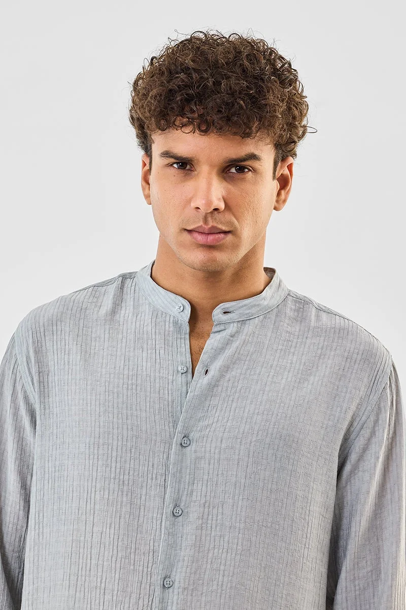 سنيتش قميص بياقة ماندرين بقصة عادية