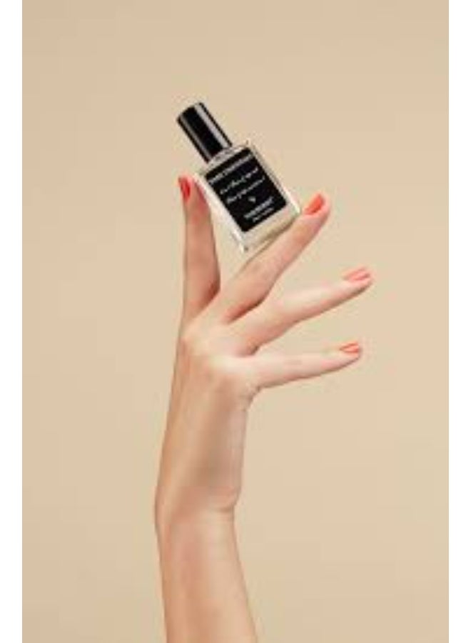 Nailberry Bare Essentials 2 In 1 Base and Top Coat 15ml - Image 4