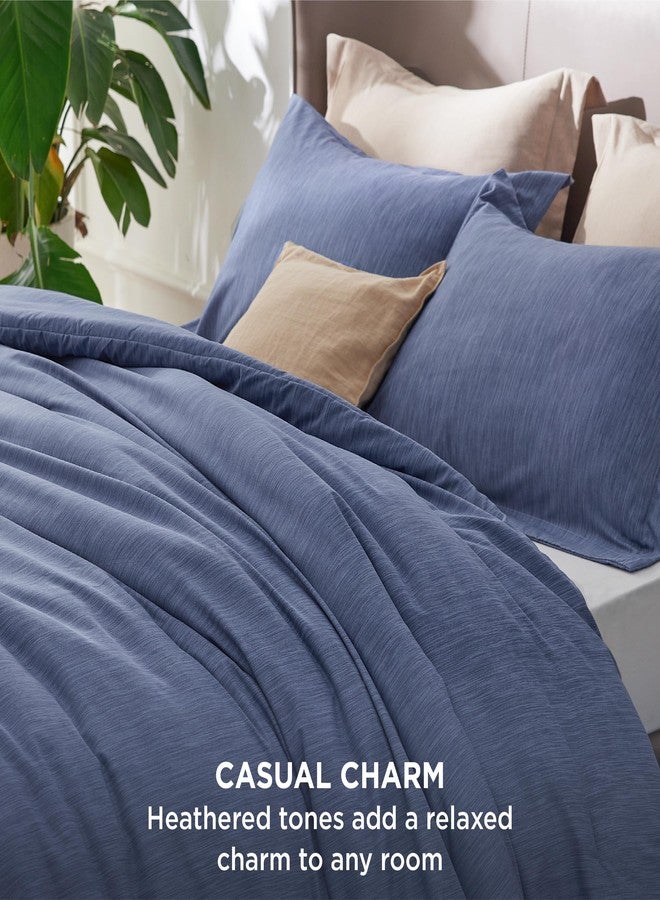 Bedsure طقم لحاف بحجم كينج من Bedsure - أزرق لانهائي ناعم للفراش لجميع المواسم، طقم سرير مصبوغ كاتوني، 3 قطع، 1 لحاف بحجم كينج (104"x90") و 2 غطاء وسادة (20"x36"+2)  - Image 3