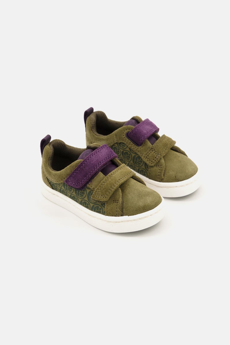 clarks Toddlers Boy City Hero Low Velcro Shoes, Olive - Image 1