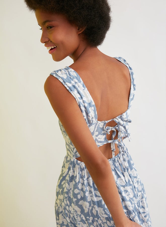 trendyol Blue Skater/Belt Opening Back Detail Floral Print Midi Woven Dress - Image 4