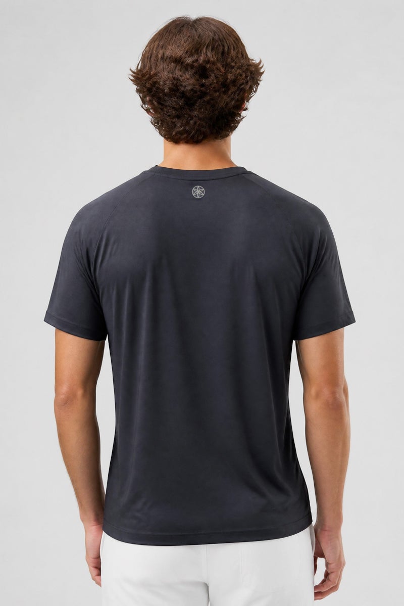 Gaiam Men Slim Fit Short Sleeve Training T-Shirt, Grey - Image 5
