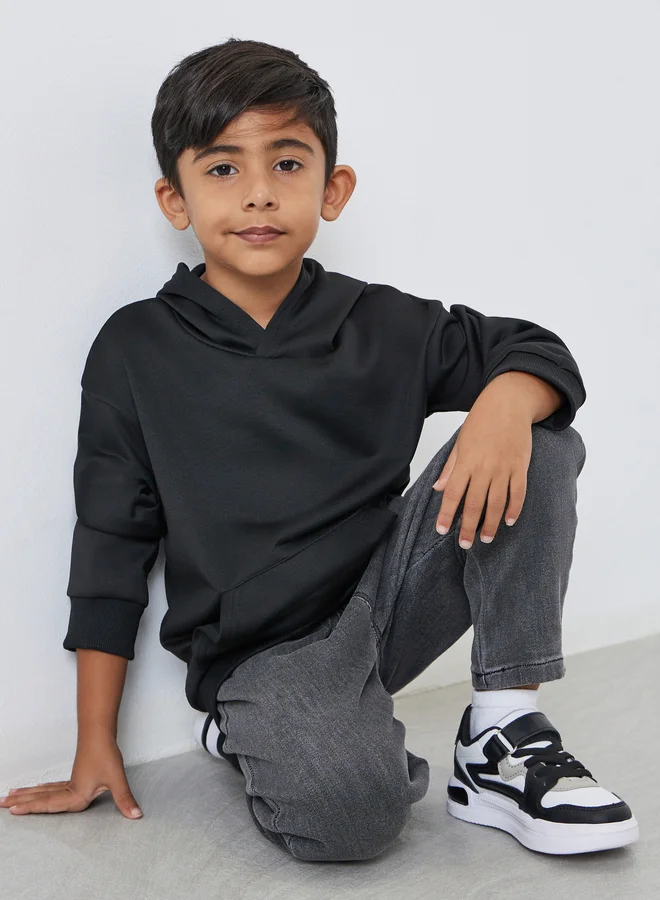 ستايلي Styli Boys Black Relaxed Fit Hoodie with Front Pocket