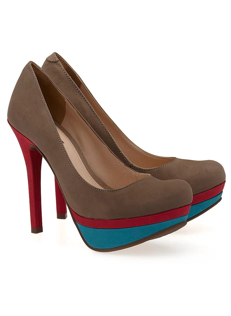Via Marte Classic Platform Pumps