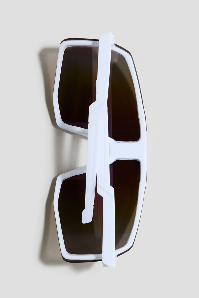 اتش اند ام نظارة شمسية رياضية بعدسات عاكسة