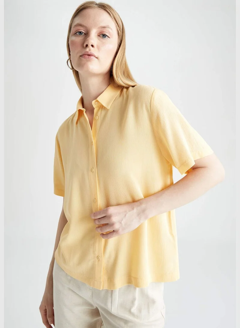ديفاكتو Regular Fit Short Sleeve Printed Shirt