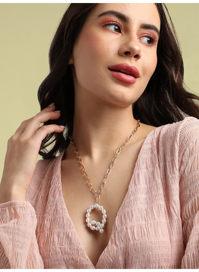 سوهي قلادة لؤلؤ بحرف  مجوهرات صناعية