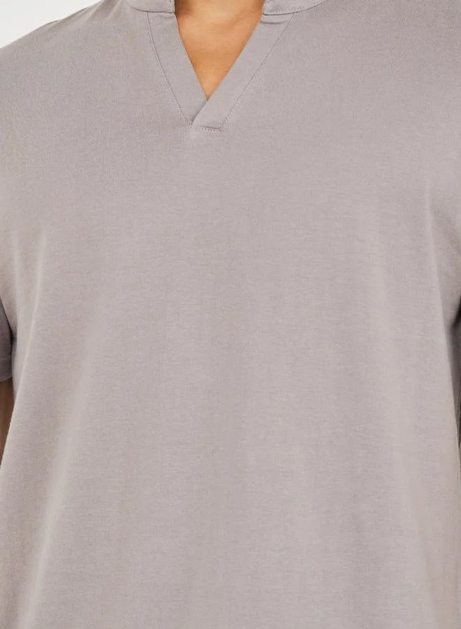 ستايلي Mandarin Collar Solid Compact Jersey Regular Polo
