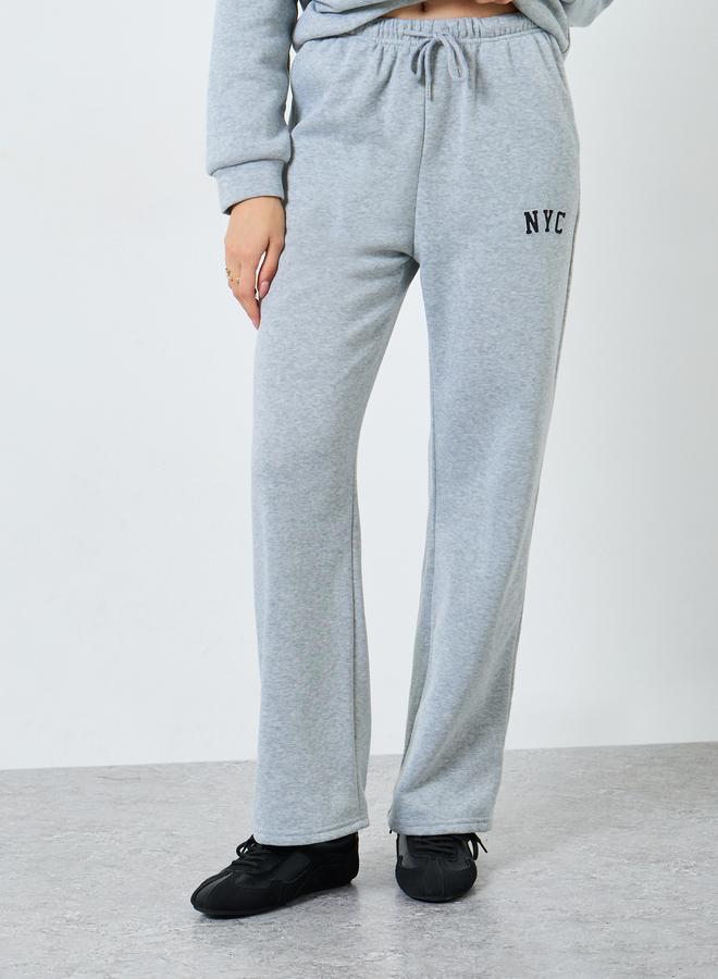Styli Grey NYC Print Sweatshirt and Joggers Set - Image 4