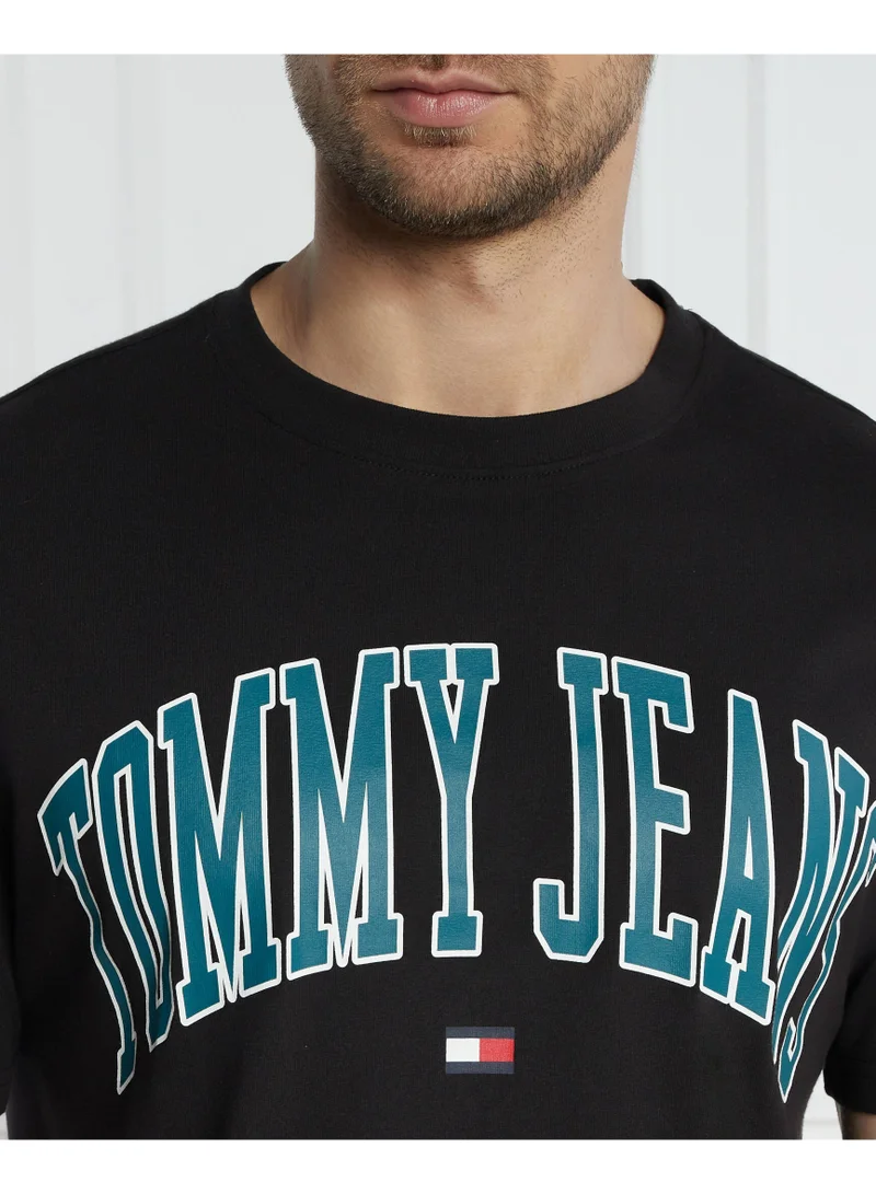 TOMMY JEANS Varsity Crew Neck T-Shirt