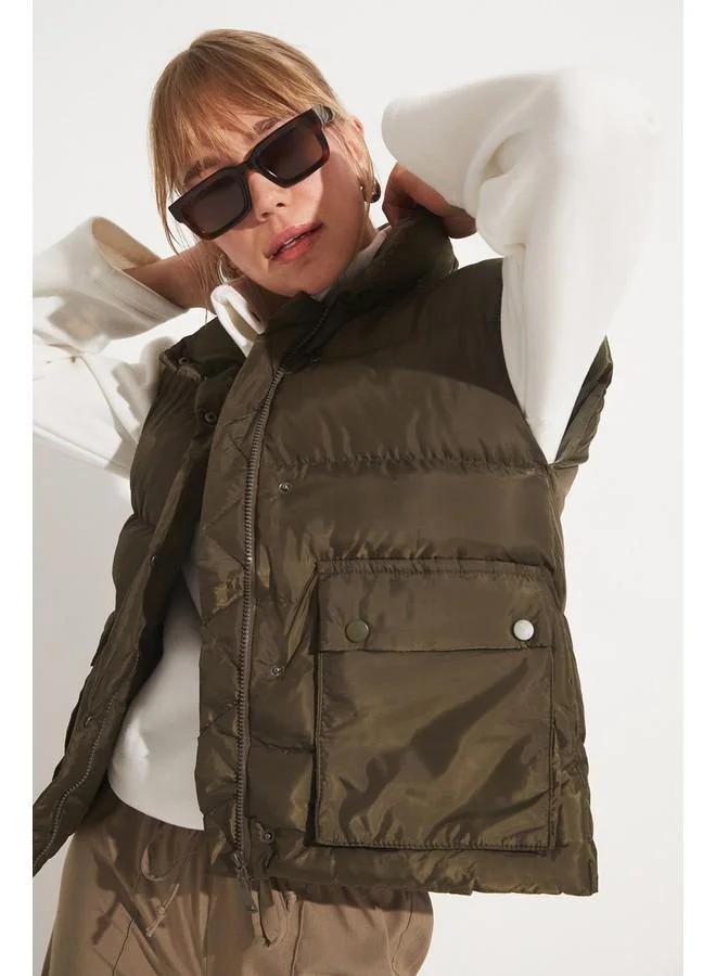 JUNE June Women Vest Khaki