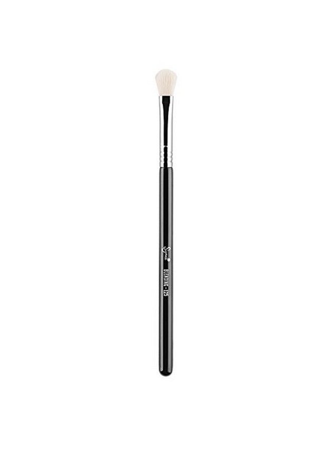 Sigma Beauty - Sigma E25  Blending Brush - Image 1
