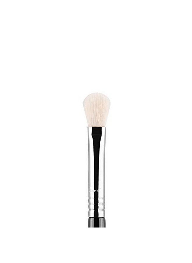Sigma Beauty - Sigma E25  Blending Brush - Image 1
