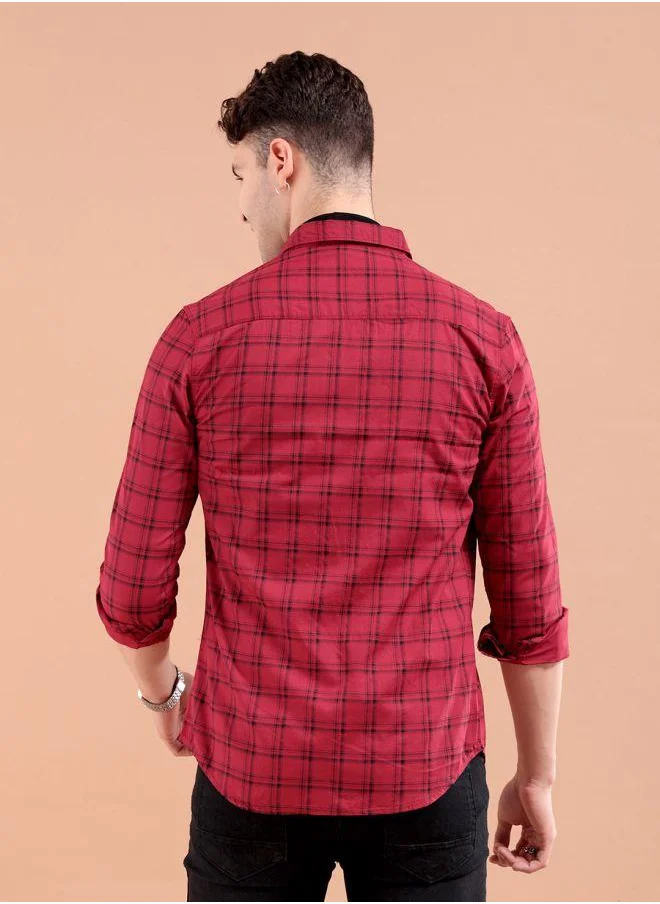 The Indian Garage Co Men Slim Fit Checkered Full Sleeves Spread Collar Casual Shirt