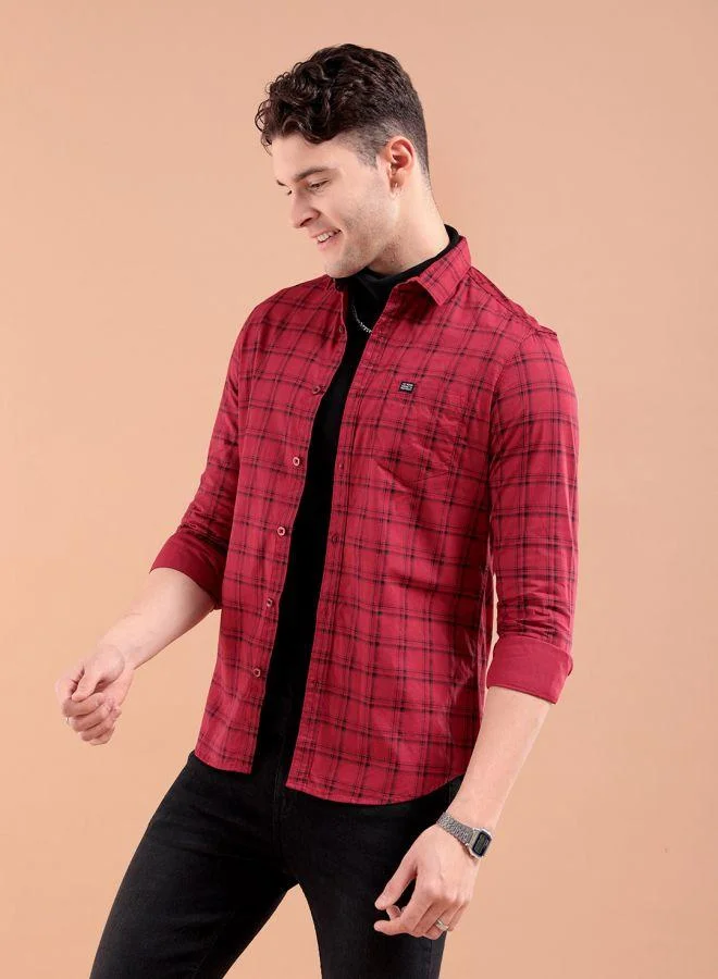 The Indian Garage Co Men Slim Fit Checkered Full Sleeves Spread Collar Casual Shirt