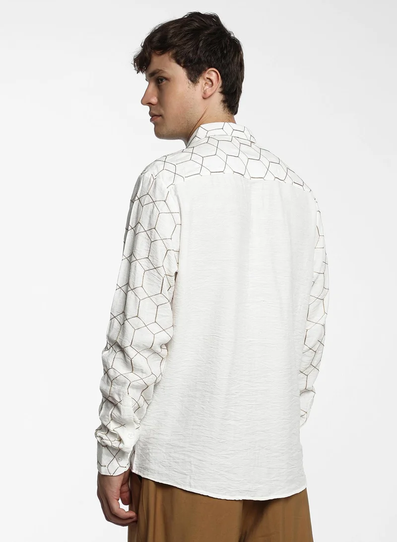 كامبوس سوترا Men's Khaki Beige Hexagon-Lined Shirt