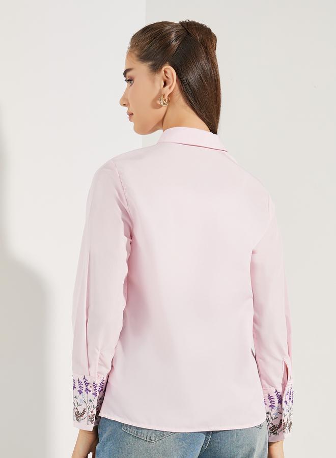 ستايلي بلوزة بتفاصيل مُطرّزة مع اكمام طويلة مكبلة - Image 5