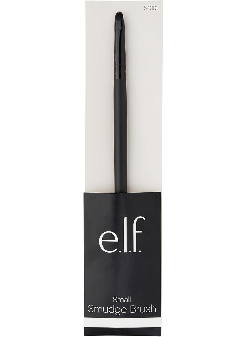 elf Small Smudge Brush for Precision Eyeshadow and Eyeliner, Synthetic - Image 2