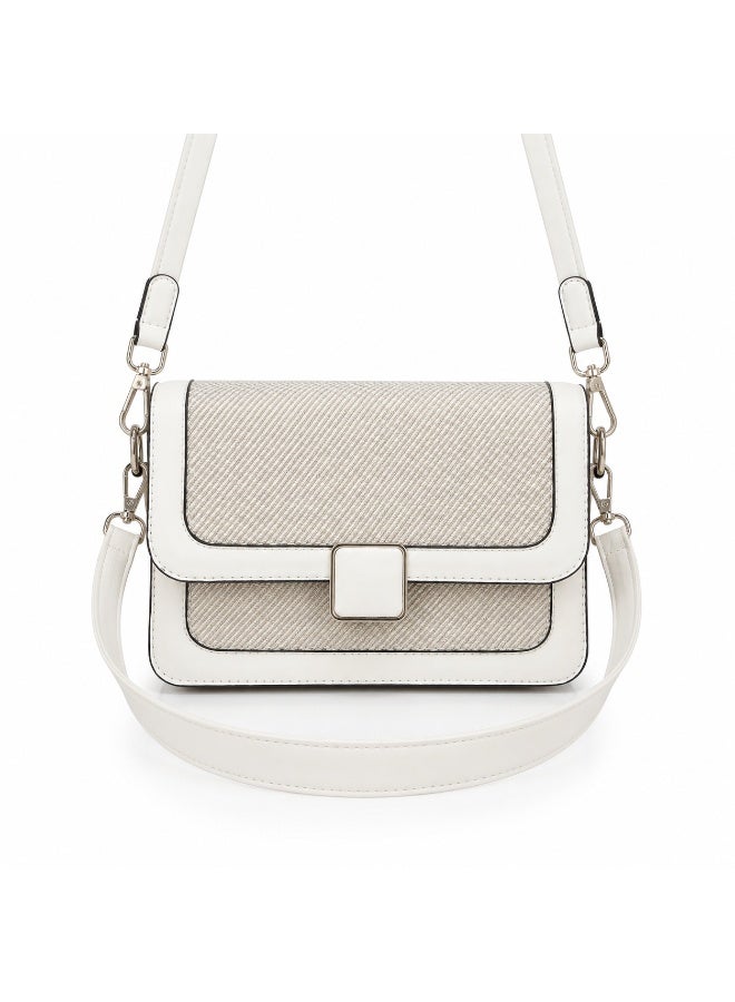 Elegant women's leather shoulder bag with a gold metal clasp - Image 3