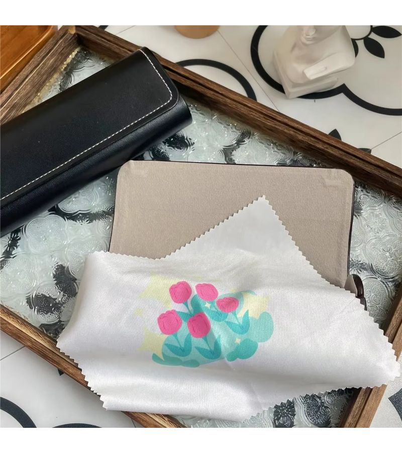 Blue White Red Cartoon Tulip Eyeglass Cleaning Cloth Phone Screen Towel - Image 3