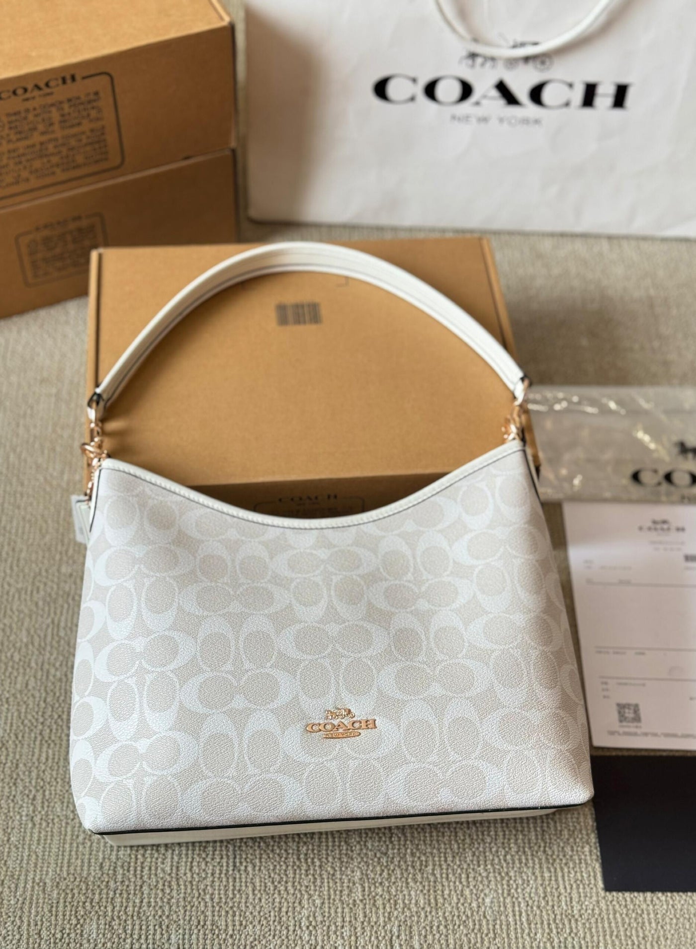 حقيبة يد امرأة كوتش Laurel 31 بحجم كبير، شعار معدن...