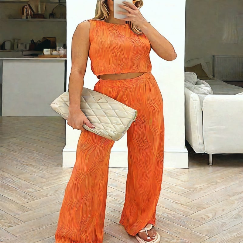 تي شيرت صيفي بقبة دائرية مموجة وبنطلون مستقيم - طقم قطعتين - Image 3