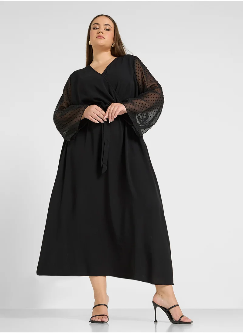 ايلا بلس Sheer Sleeve Dress