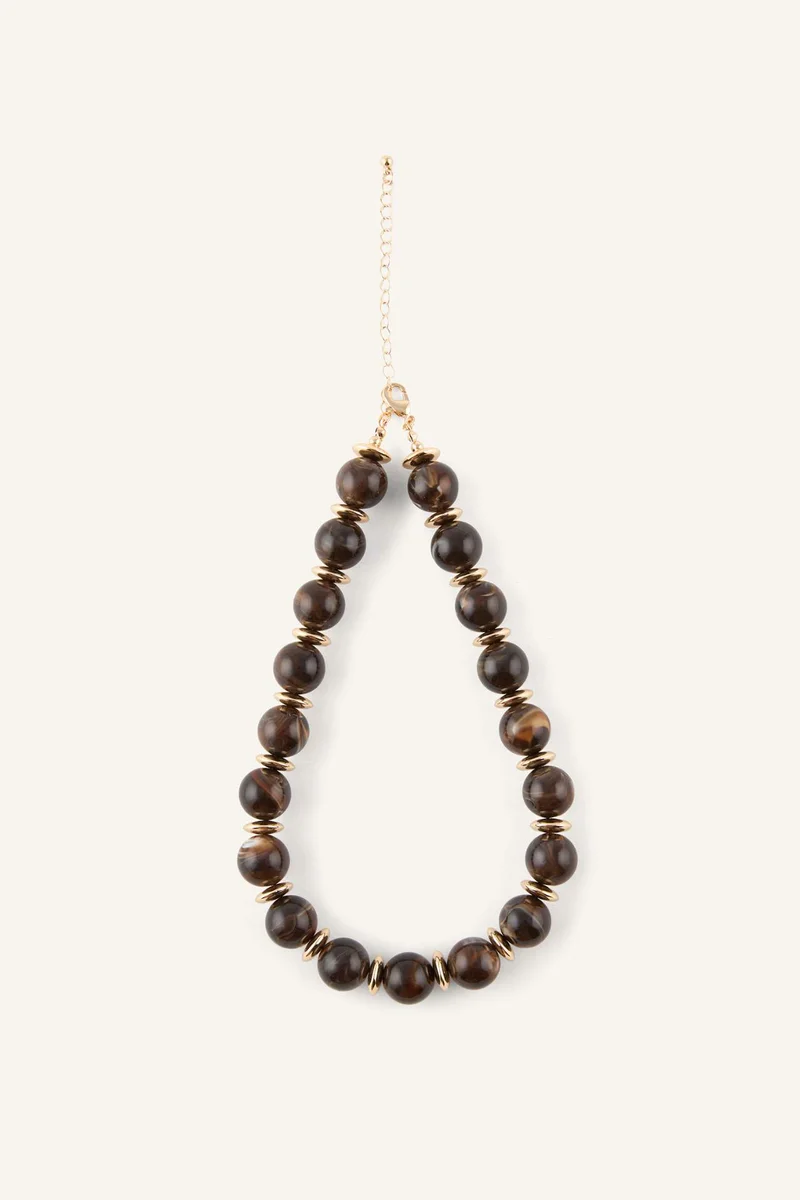 Woman Pearl Necklace
